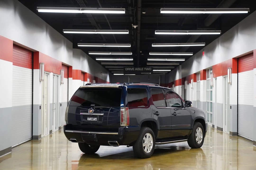 2009 Cadillac Escalade & EXT 3rd Gen - Image 25 of 31