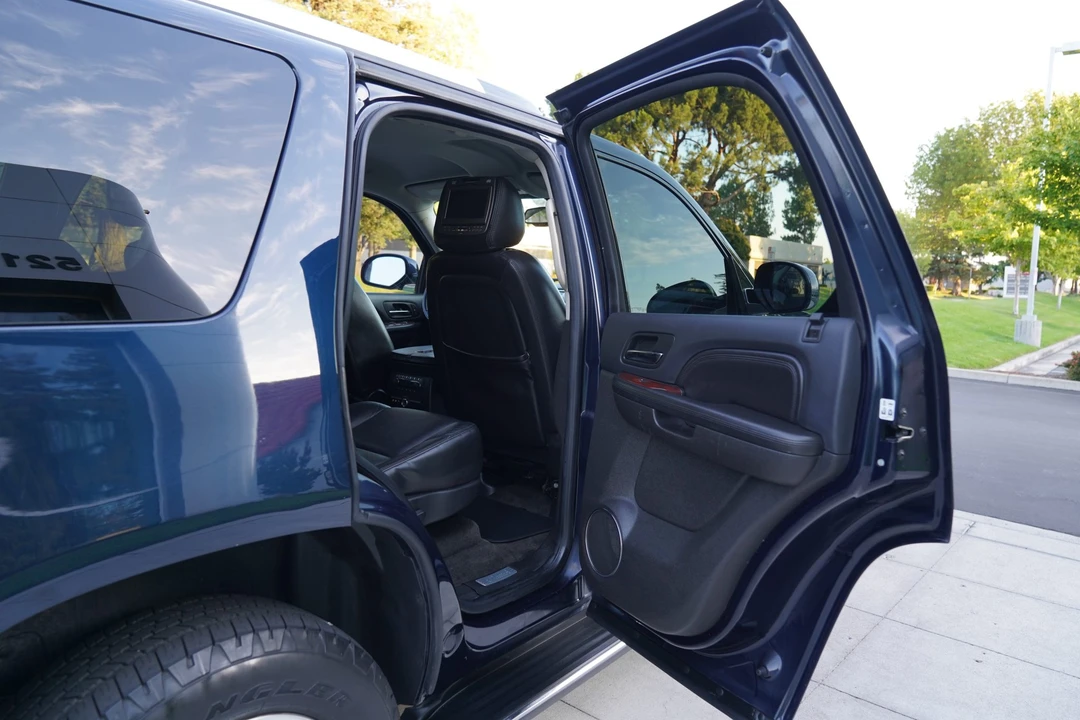 2009 Cadillac Escalade & EXT 3rd Gen - Image 29 of 31
