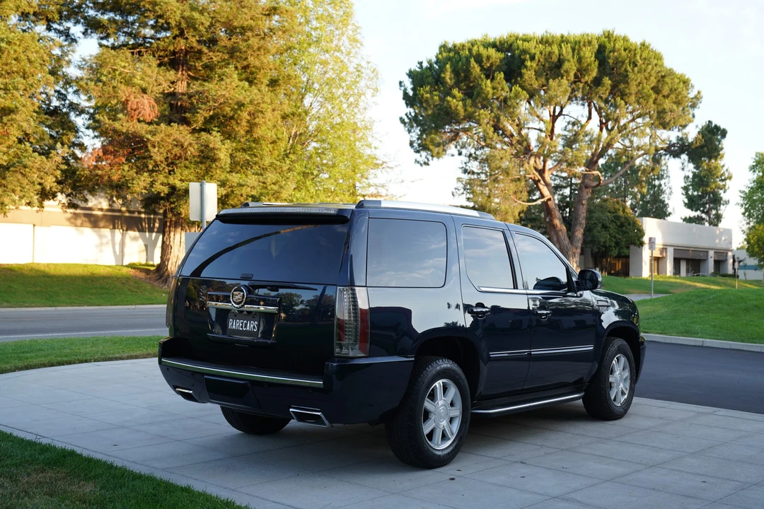 2009 Cadillac Escalade & EXT 3rd Gen - Image 7 of 31