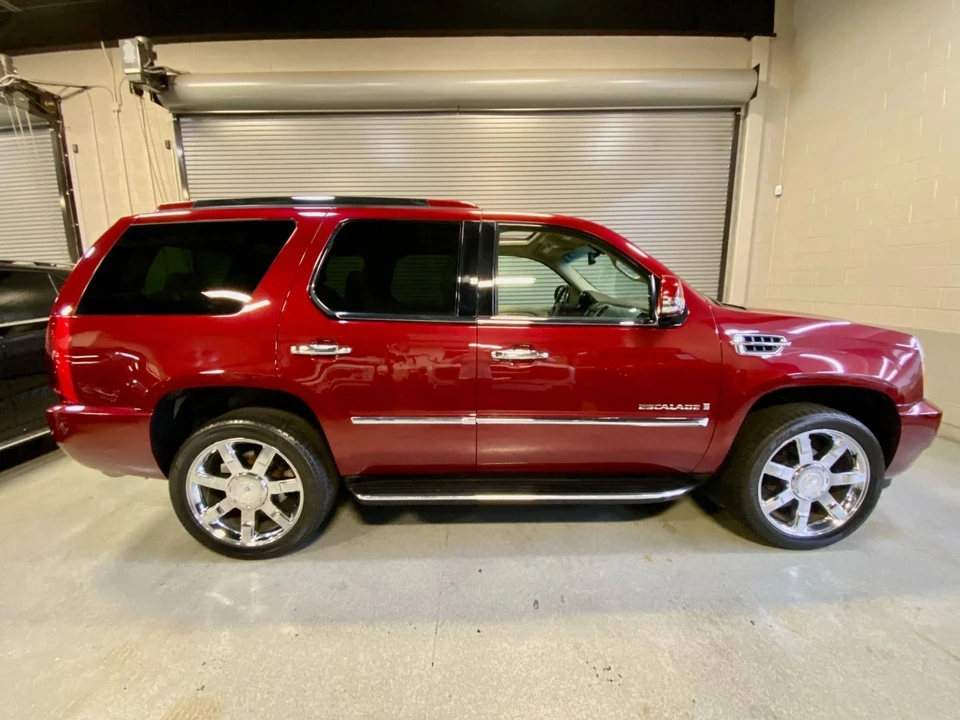 2009 Cadillac Escalade & EXT 3rd Gen - Image 8 of 21