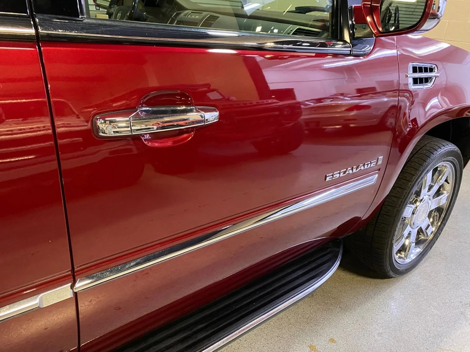 2009 Cadillac Escalade & EXT 3rd Gen - Image 16 of 21