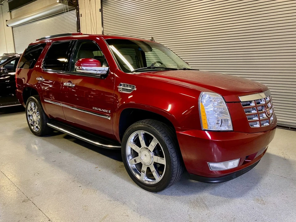 2009 Cadillac Escalade & EXT 3rd Gen - Image 7 of 21