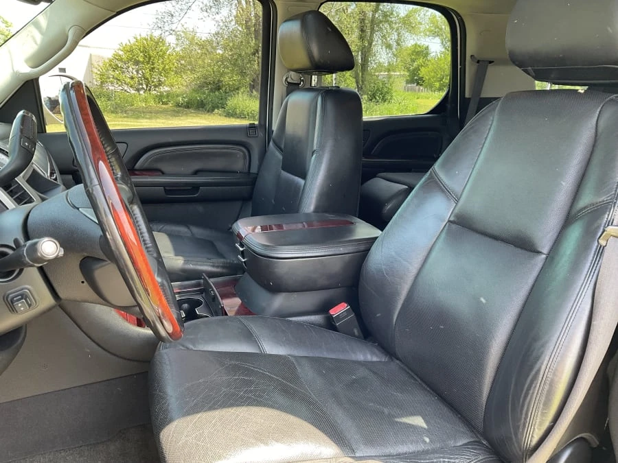 2009 Cadillac Escalade & EXT 3rd Gen - Image 5 of 8