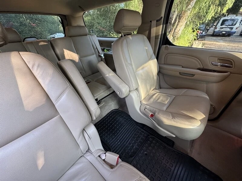 2009 Cadillac Escalade & EXT 3rd Gen - Image 8 of 12