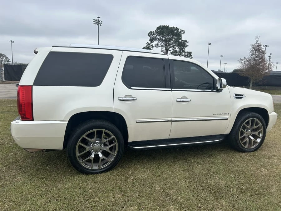 2009 Cadillac Escalade & EXT 3rd Gen - Image 7 of 14