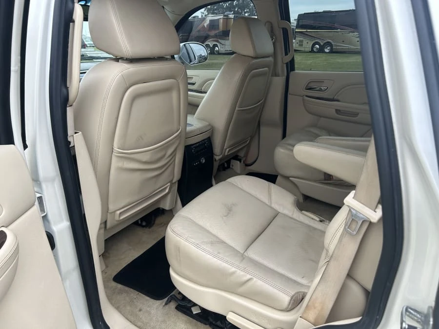 2009 Cadillac Escalade & EXT 3rd Gen - Image 10 of 14