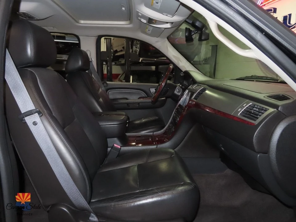 2009 Cadillac Escalade & EXT 3rd Gen - Image 6 of 21