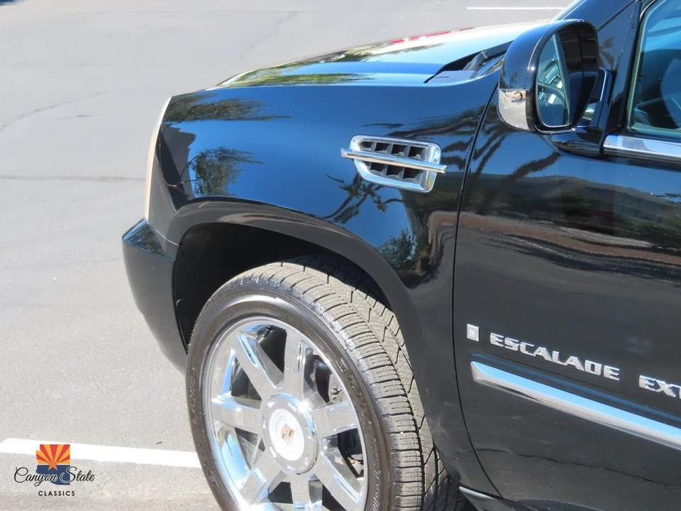 2009 Cadillac Escalade & EXT 3rd Gen - Image 13 of 21