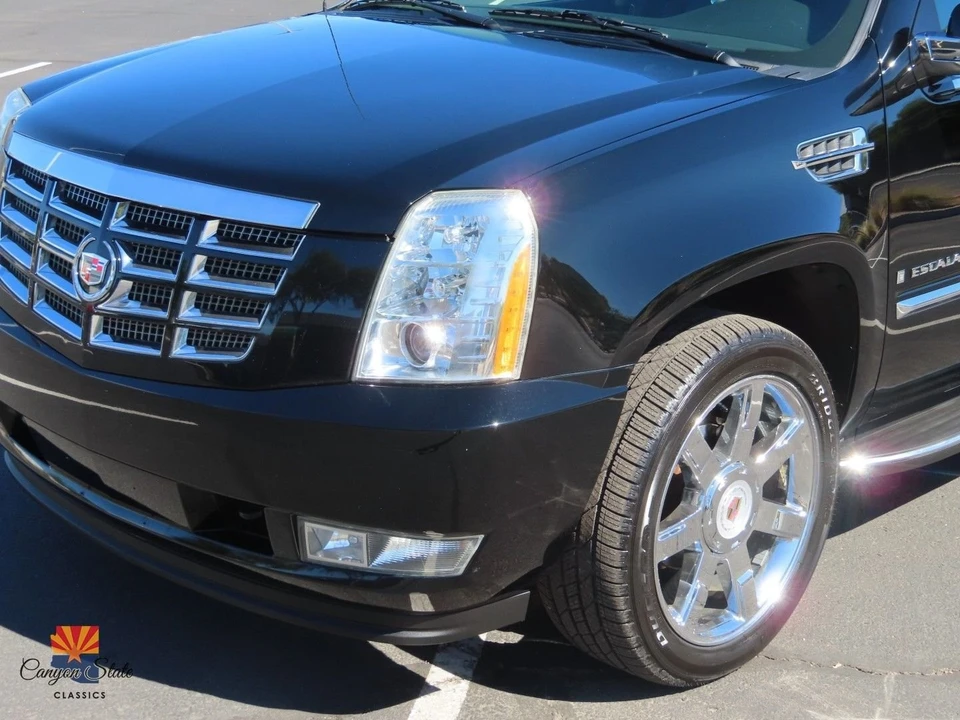 2009 Cadillac Escalade & EXT 3rd Gen - Image 14 of 21