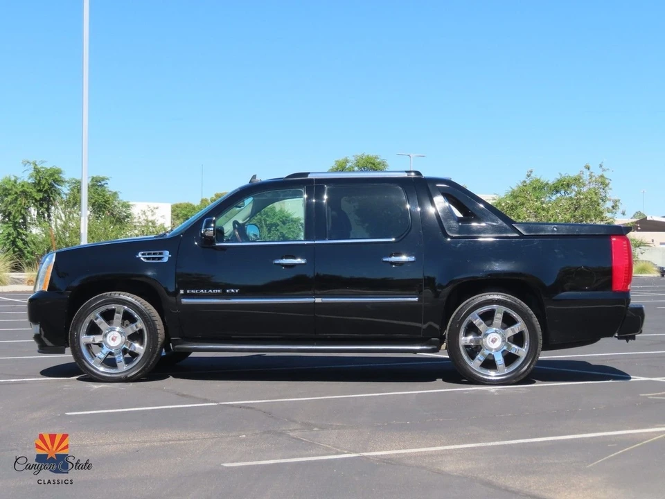 2009 Cadillac Escalade & EXT 3rd Gen - Image 10 of 21