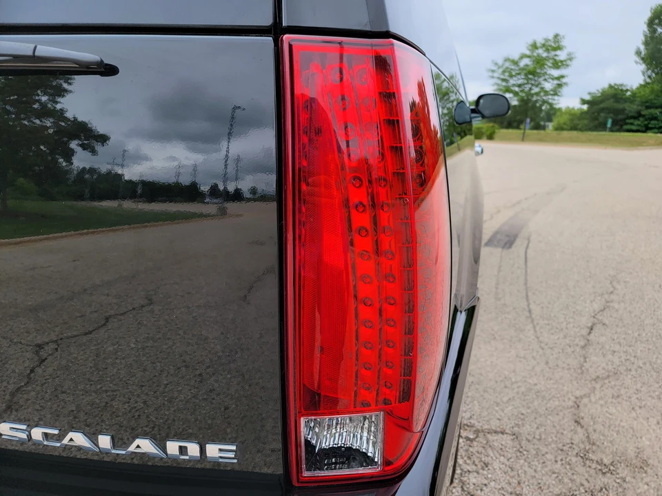 2009 Cadillac Escalade & EXT 3rd Gen - Image 25 of 31