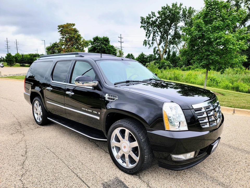 2009 Cadillac Escalade & EXT 3rd Gen - Image 9 of 31