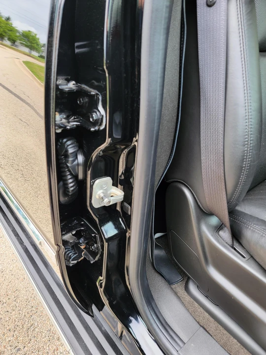 2009 Cadillac Escalade & EXT 3rd Gen - Image 28 of 31