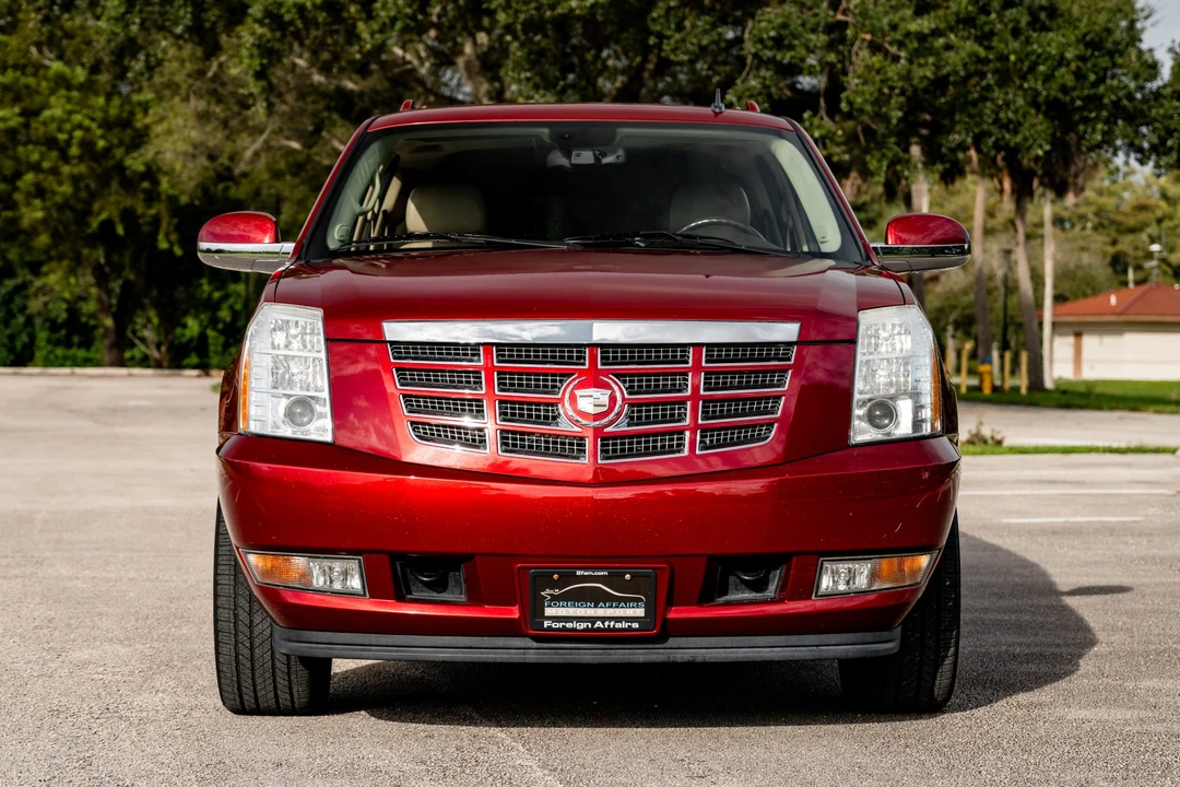 2009 Cadillac Escalade & EXT 3rd Gen - Image 3 of 31