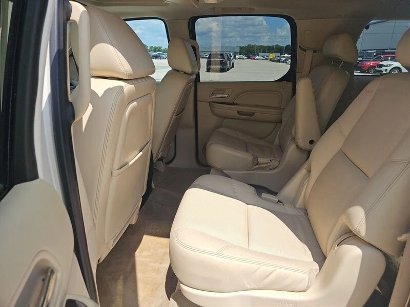2009 Cadillac Escalade & EXT 3rd Gen - Image 13 of 21