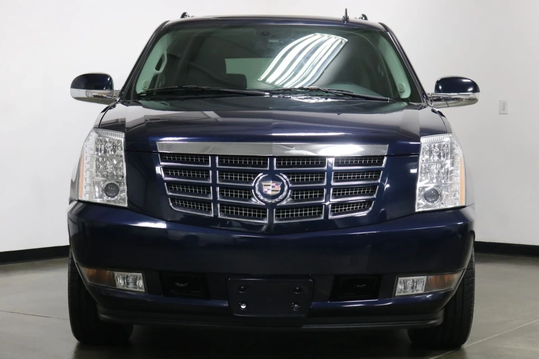 2009 Cadillac Escalade & EXT 3rd Gen - Image 3 of 12