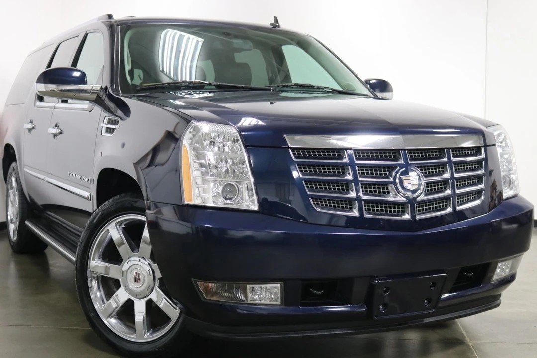 2009 Cadillac Escalade & EXT 3rd Gen - Image 2 of 12