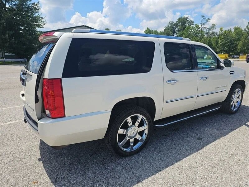 2009 Cadillac Escalade & EXT 3rd Gen - Image 19 of 21