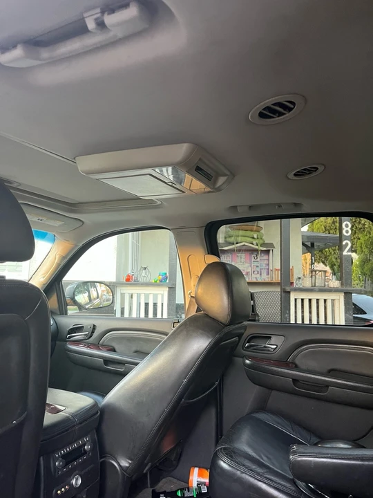 2009 Cadillac Escalade & EXT 3rd Gen - Image 17 of 21