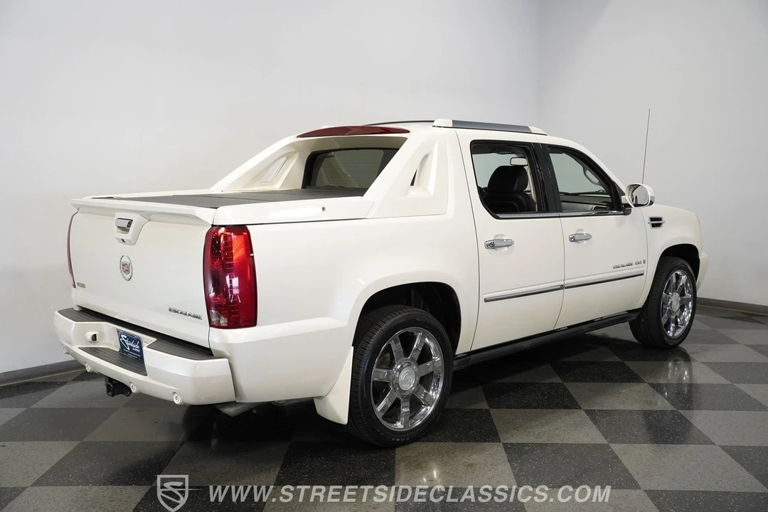 2009 Cadillac Escalade & EXT 3rd Gen - Image 15 of 21