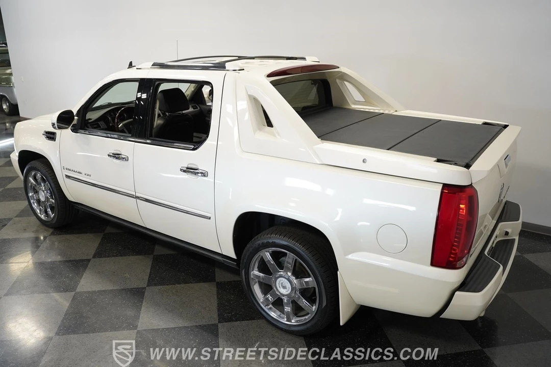 2009 Cadillac Escalade & EXT 3rd Gen - Image 12 of 21