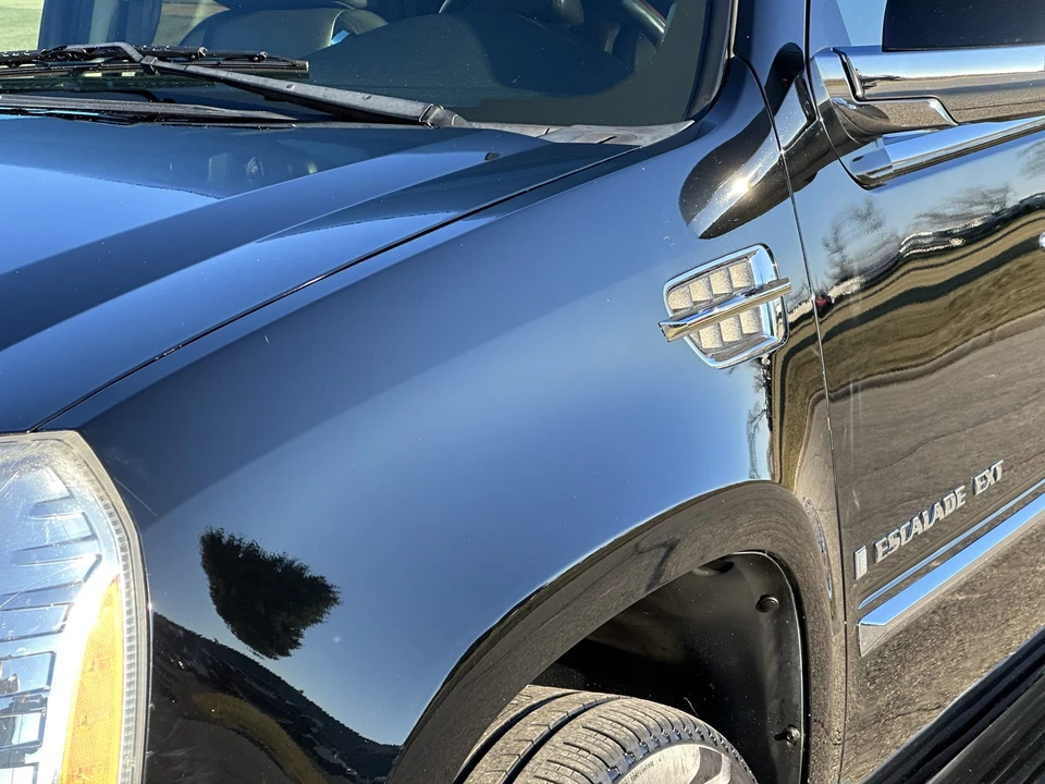 2009 Cadillac Escalade & EXT 3rd Gen - Image 17 of 31