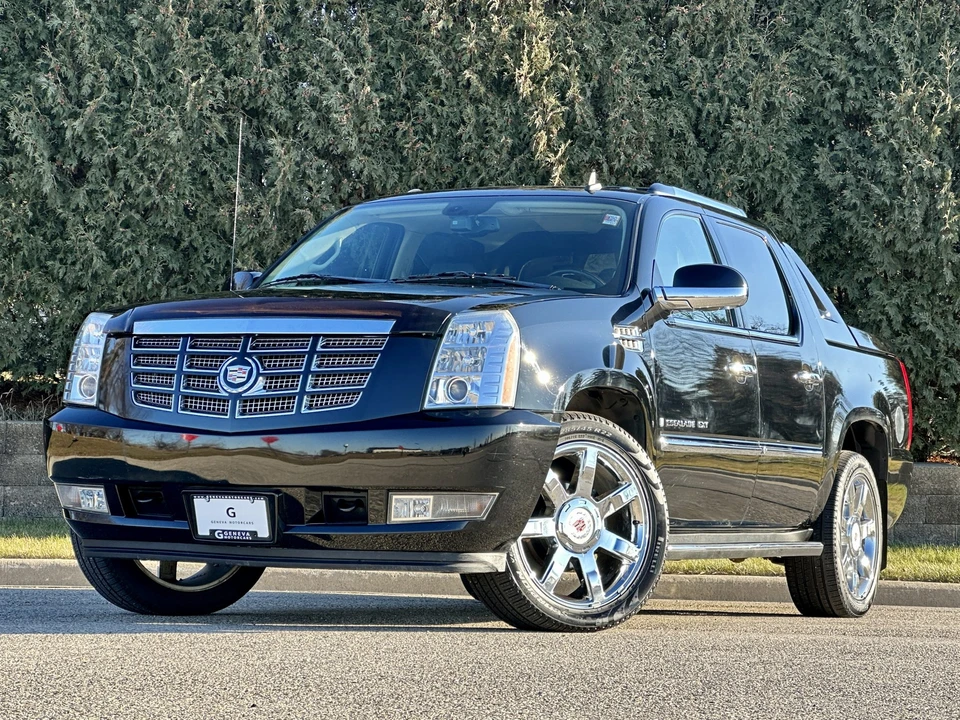 2009 Cadillac Escalade & EXT 3rd Gen - Image 2 of 31