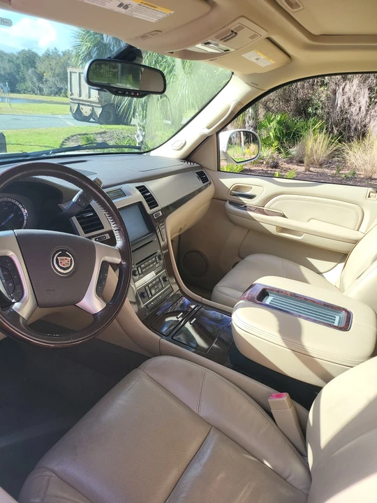 2009 Cadillac Escalade & EXT 3rd Gen - Image 7 of 15