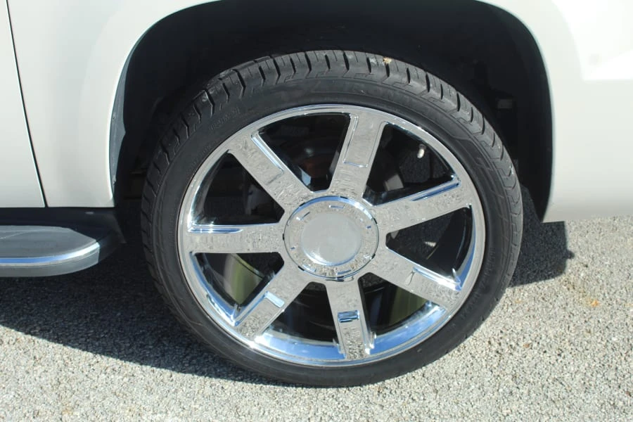 2009 Cadillac Escalade & EXT 3rd Gen - Image 10 of 20