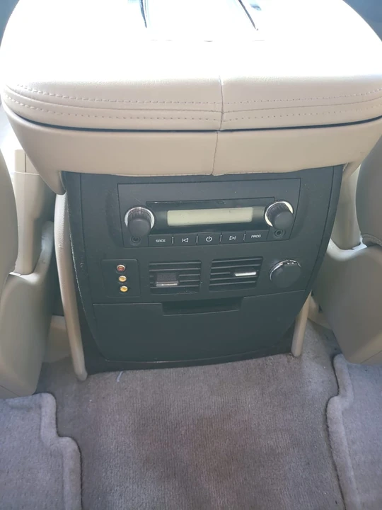 2009 Cadillac Escalade & EXT 3rd Gen - Image 11 of 15