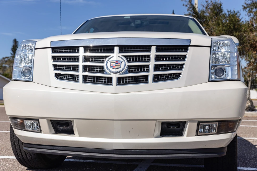 2009 Cadillac Escalade & EXT 3rd Gen - Image 14 of 31