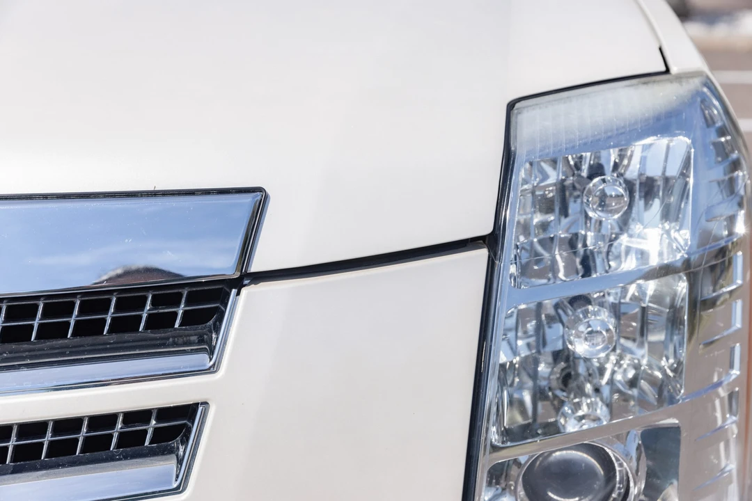 2009 Cadillac Escalade & EXT 3rd Gen - Image 18 of 31