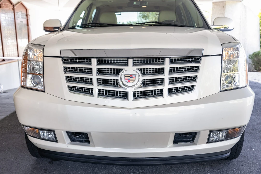 2009 Cadillac Escalade & EXT 3rd Gen - Image 13 of 31