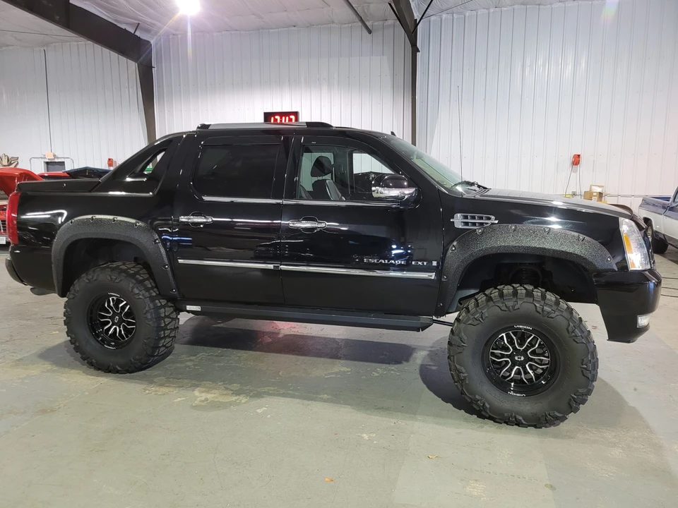 2009 Cadillac Escalade & EXT 3rd Gen - Image 19 of 31