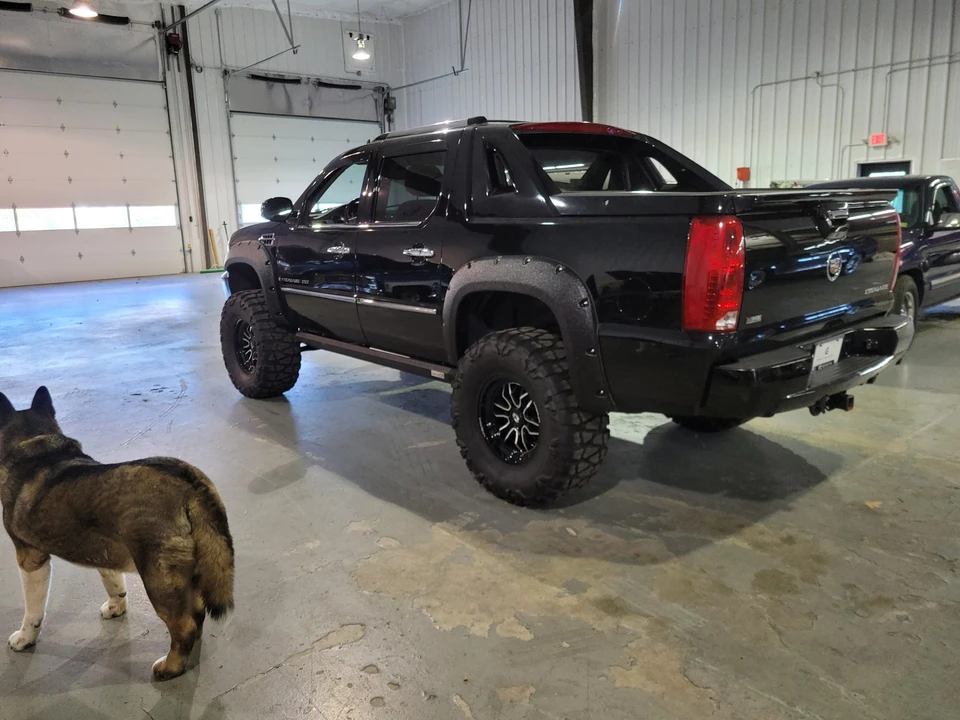 2009 Cadillac Escalade & EXT 3rd Gen - Image 24 of 31