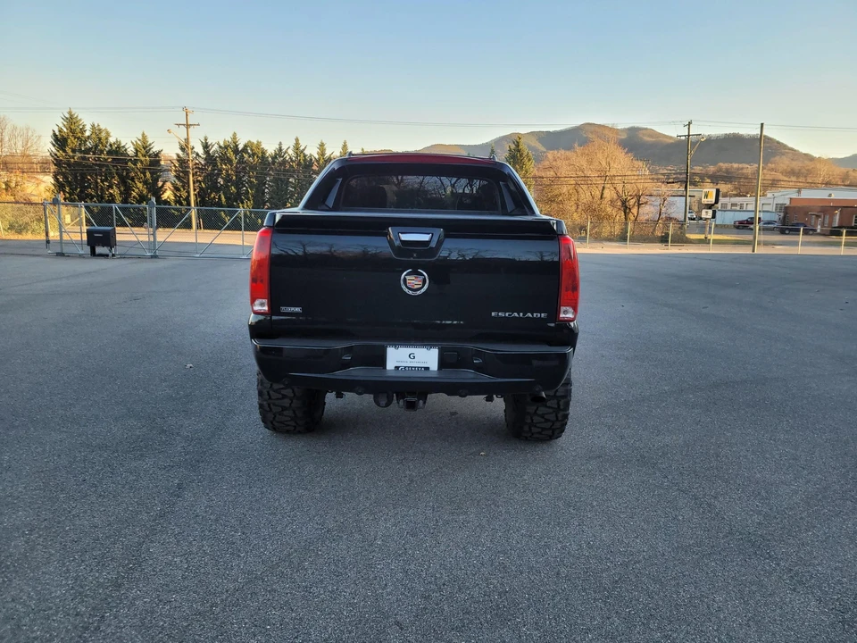 2009 Cadillac Escalade & EXT 3rd Gen - Image 10 of 31