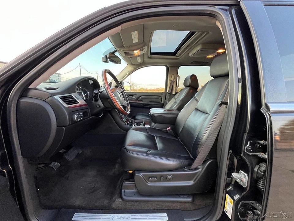 2009 Cadillac Escalade & EXT 3rd Gen - Image 13 of 21