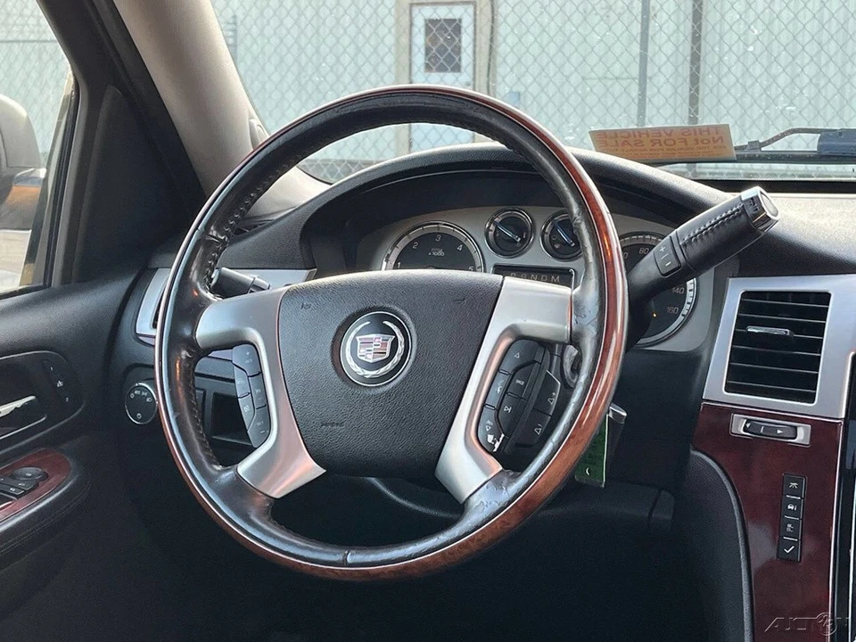 2009 Cadillac Escalade & EXT 3rd Gen - Image 20 of 21