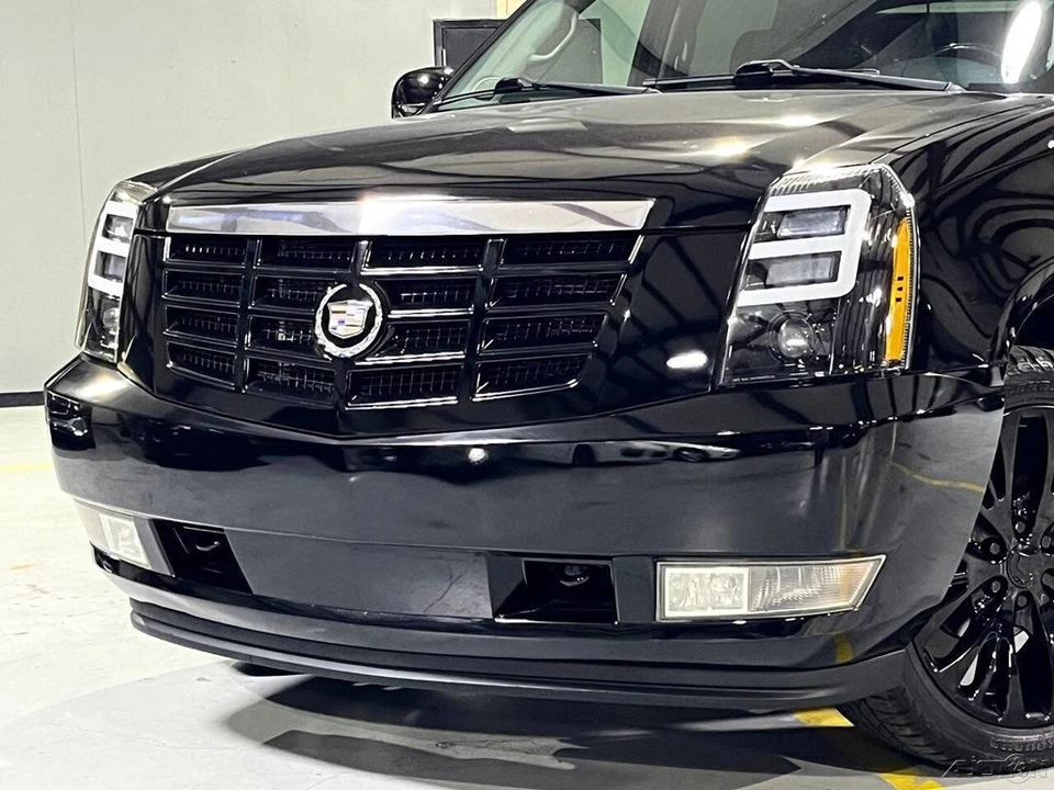 2009 Cadillac Escalade & EXT 3rd Gen - Image 3 of 21