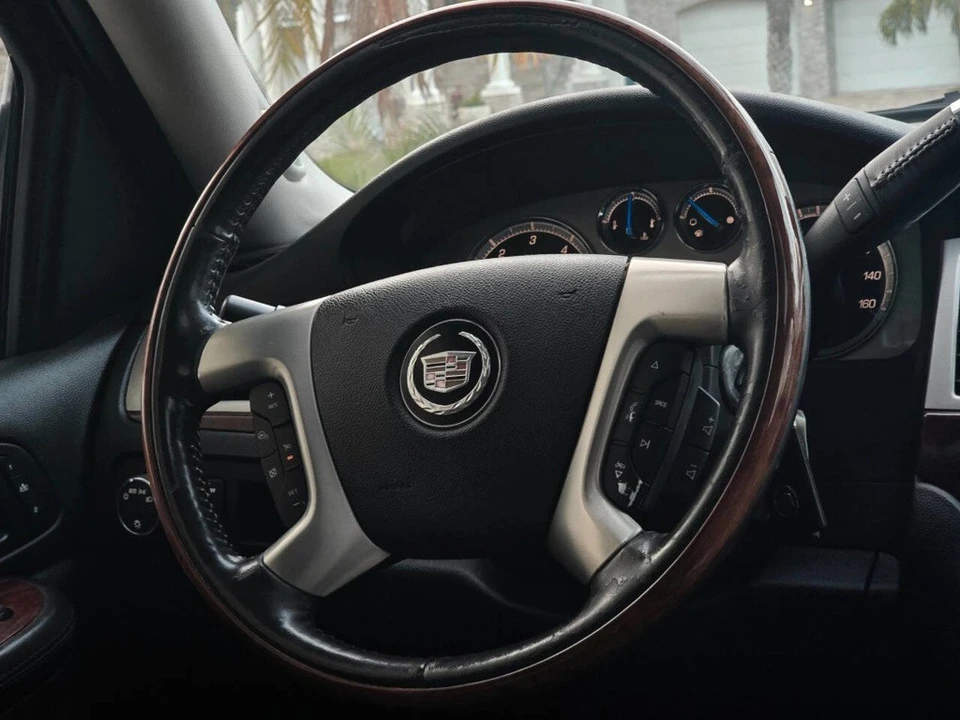 2009 Cadillac Escalade & EXT 3rd Gen - Image 19 of 21
