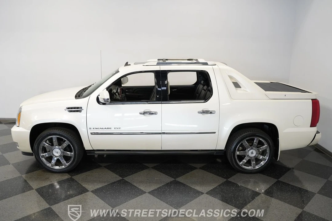 2009 Cadillac Escalade & EXT 3rd Gen - Image 9 of 12
