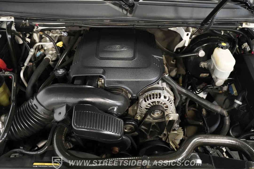 2009 Cadillac Escalade & EXT 3rd Gen - Image 4 of 12