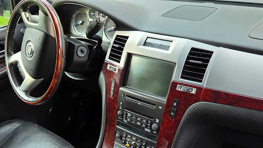 2009 Cadillac Escalade & EXT 3rd Gen - Image 7 of 12