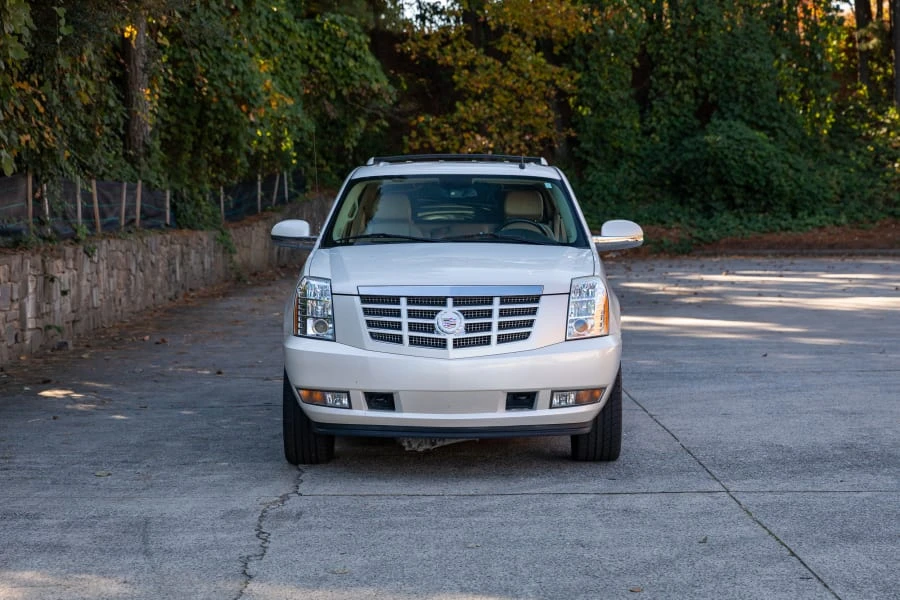 2009 Cadillac Escalade & EXT 3rd Gen - Image 4 of 31