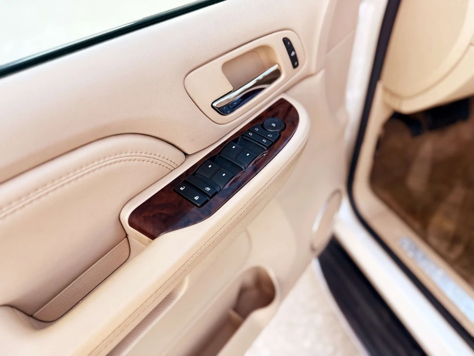 2009 Cadillac Escalade & EXT 3rd Gen - Image 20 of 21
