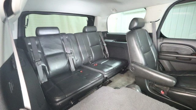 2009 Cadillac Escalade & EXT 3rd Gen - Image 12 of 20