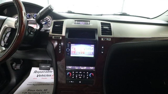 2009 Cadillac Escalade & EXT 3rd Gen - Image 16 of 20