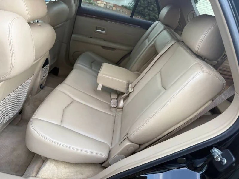 2009 Cadillac SRX - Image 11 of 12