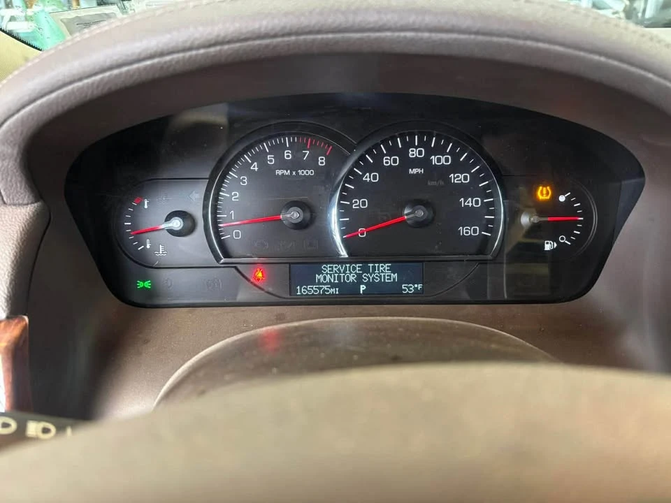 2009 Cadillac SRX - Image 8 of 10