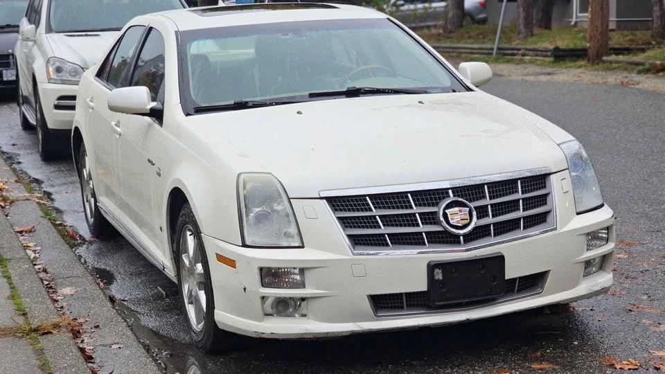2009 Cadillac STS - Image 2 of 9